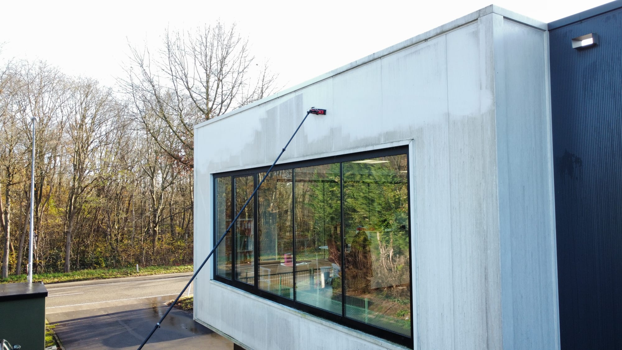 Glasbewassing voor ramen en showrooms